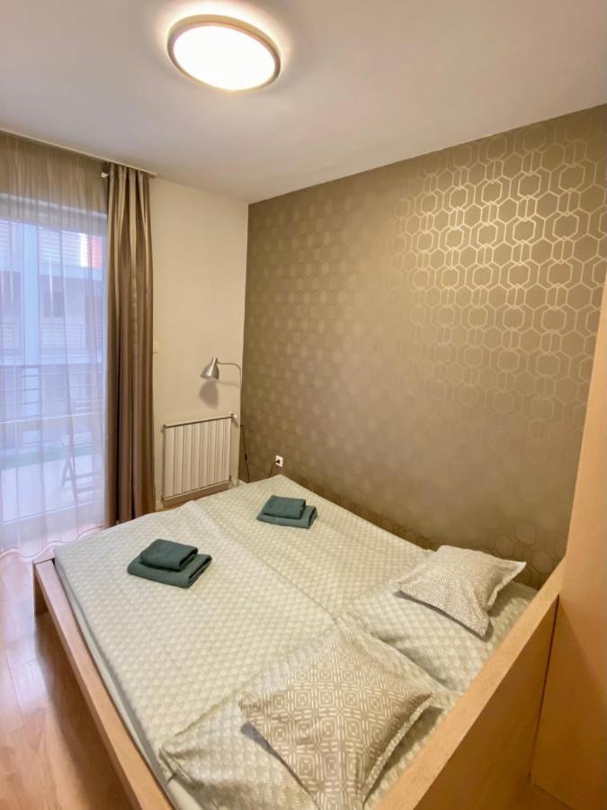 The Prince'S Neighbour Apartment Budapest With Free Garage Esterno foto