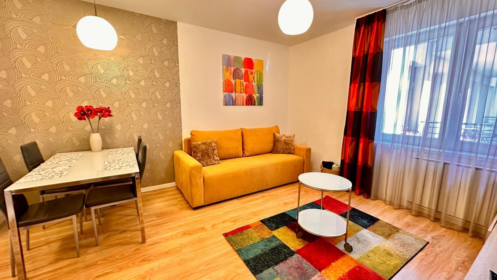 The Prince'S Neighbour Apartment Budapest With Free Garage Esterno foto